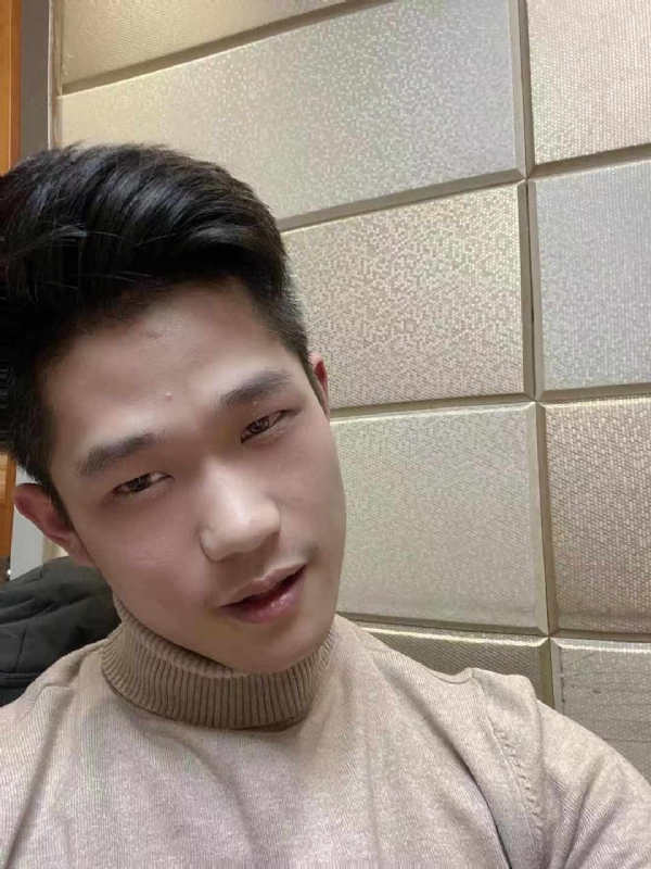 南墙的第一张照片--昆山父母相亲团
