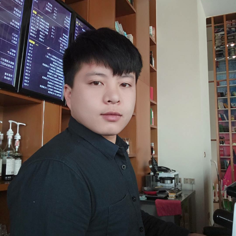 帅被人打的第一张照片--昆山父母相亲团